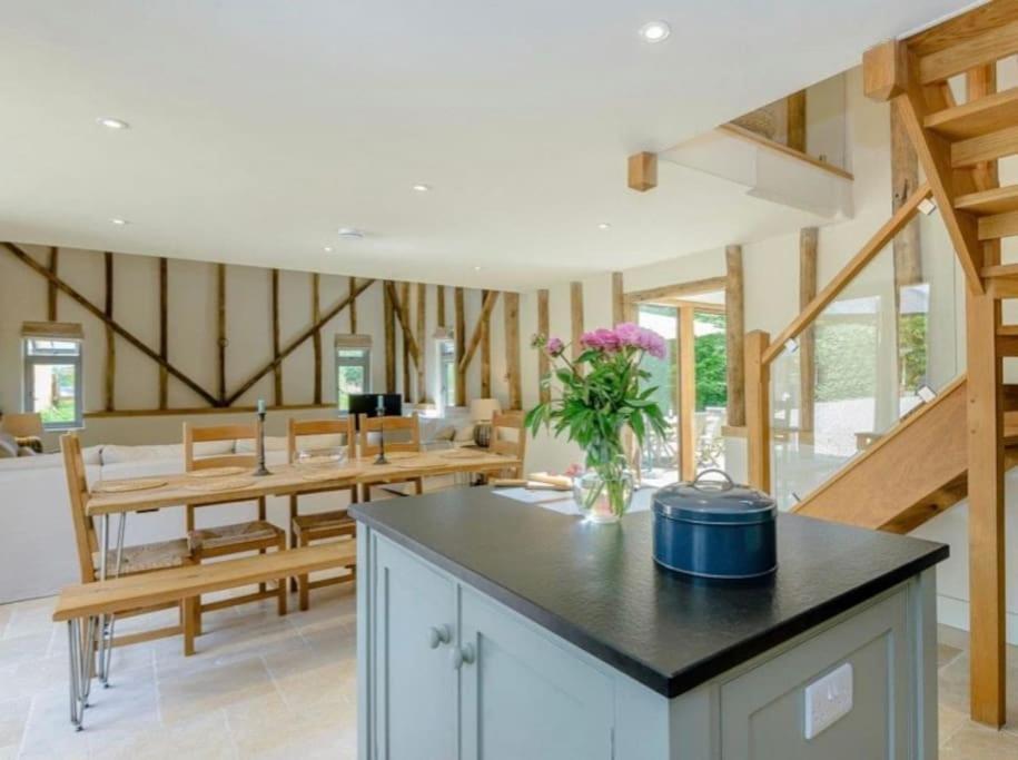 Stride's Barn Whiteparish