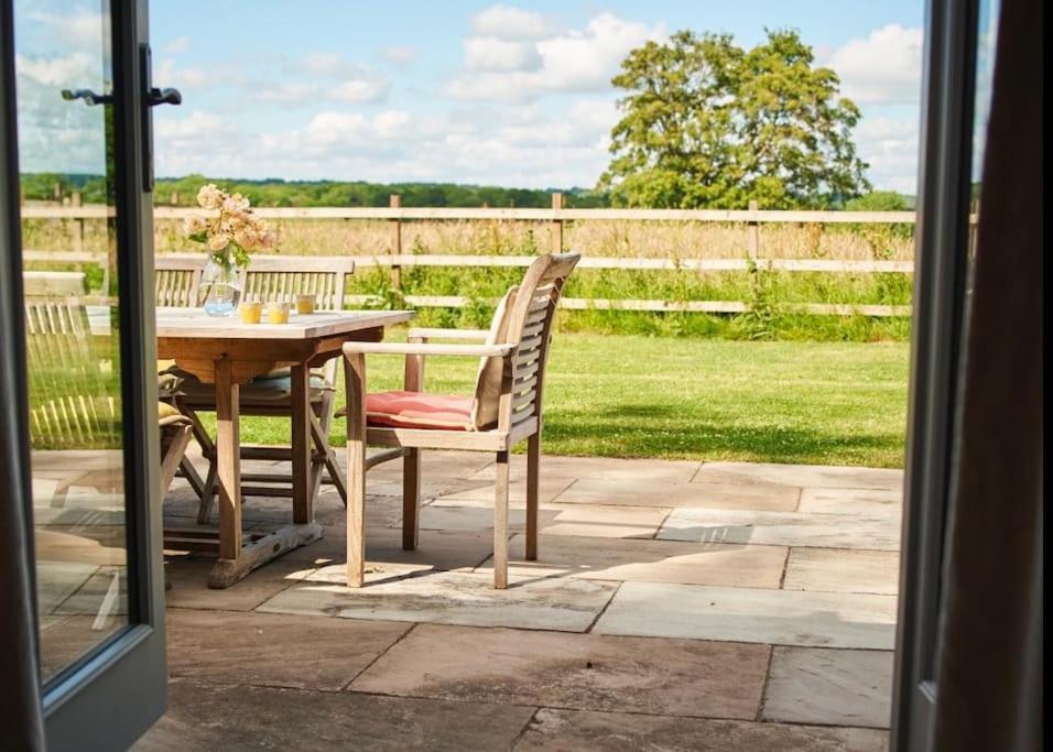 Holiday home Stride's Barn